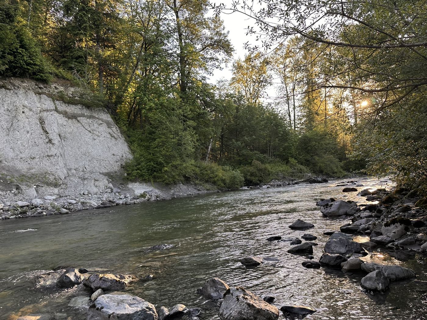 River white cliff
